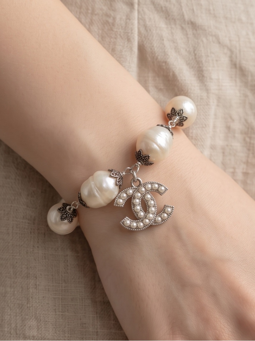 Genuine  Pearls Charm Bracelet - White and Silver☑️